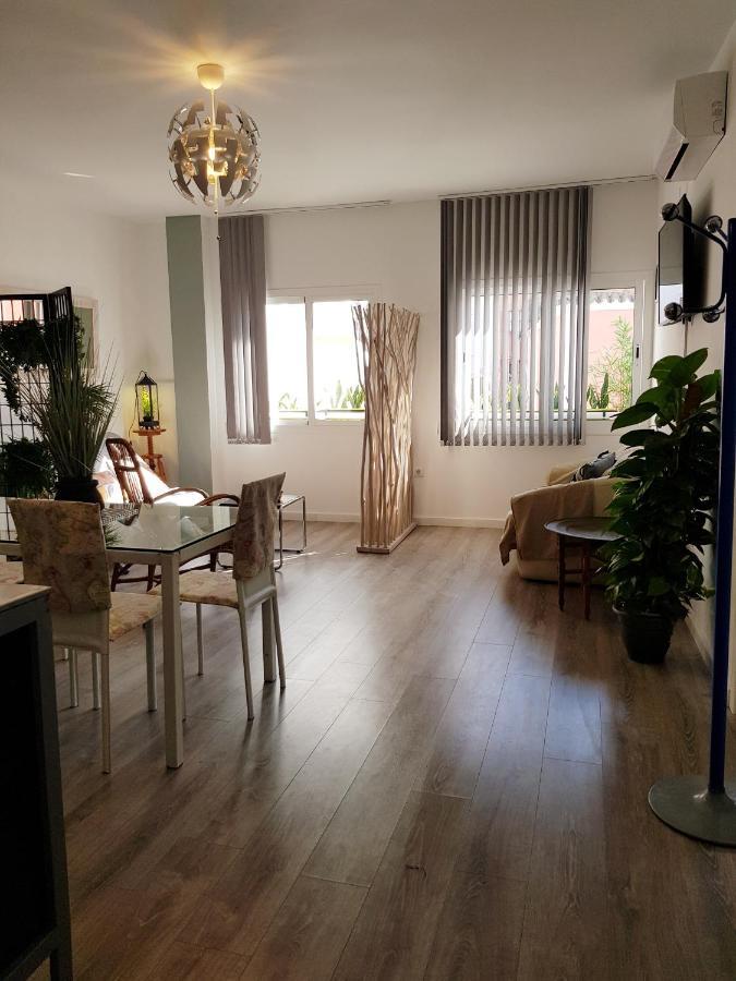 Lolita'S House Alhambra Apartment Seville Luaran gambar